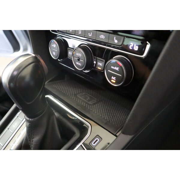 KUFATEC Komplettset Phone Box induktives Laden für VW Passat 3G, CB