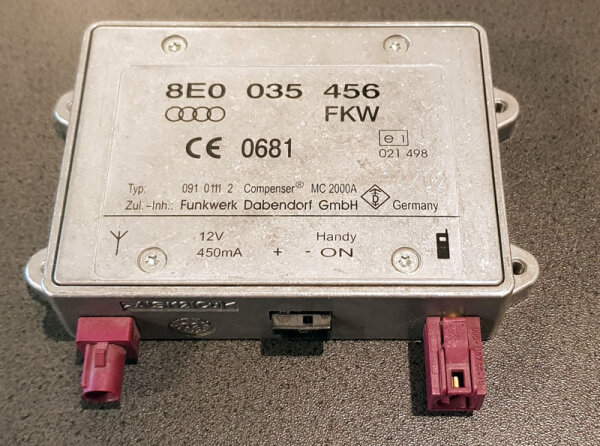 Audi A4 8E B6 / A6 4B Handy Antennenverstärker Verstärker Compenser 8E0035456