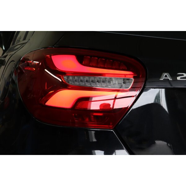 KUFATEC Komplettset Facelift Mopf LED-Heckleuchten für Mercedes A-Klasse W176 Halogen Scheinwerfern
