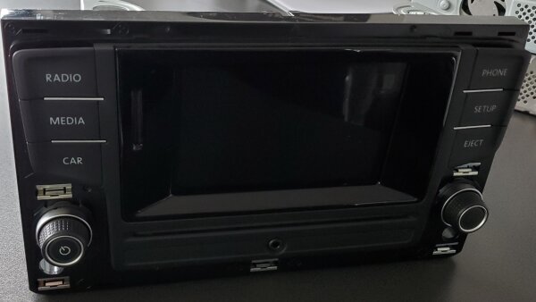 5G0035869A Radio Touchscreen Bluetooth Telefon CD SD 5 Farbe VW Passat 3G B8  Golf 7 Original