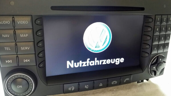 VW Crafter Navi RNS 5001 neuwertig Navigation